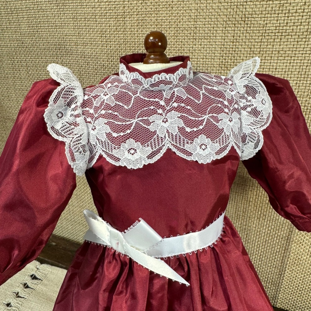 Pleasant Company American Girl Samantha Cranberry Christmas Dress Ribbon Tights - Picture 10 of 15